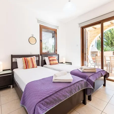 Villa Iris By Ezoria Agia Napa