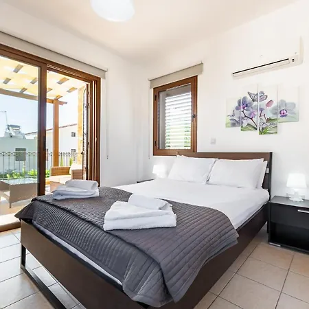 Iris By Ezoria Villa Agia Napa