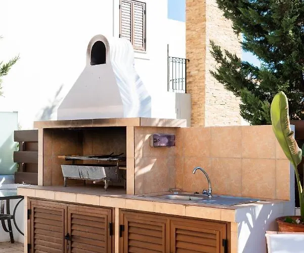 Iris By Ezoria Agia Napa